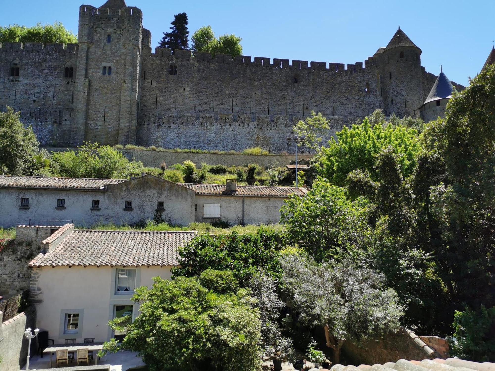 Le Petit Chai Niche Sous La Cite, Carcassonne Exterior photo